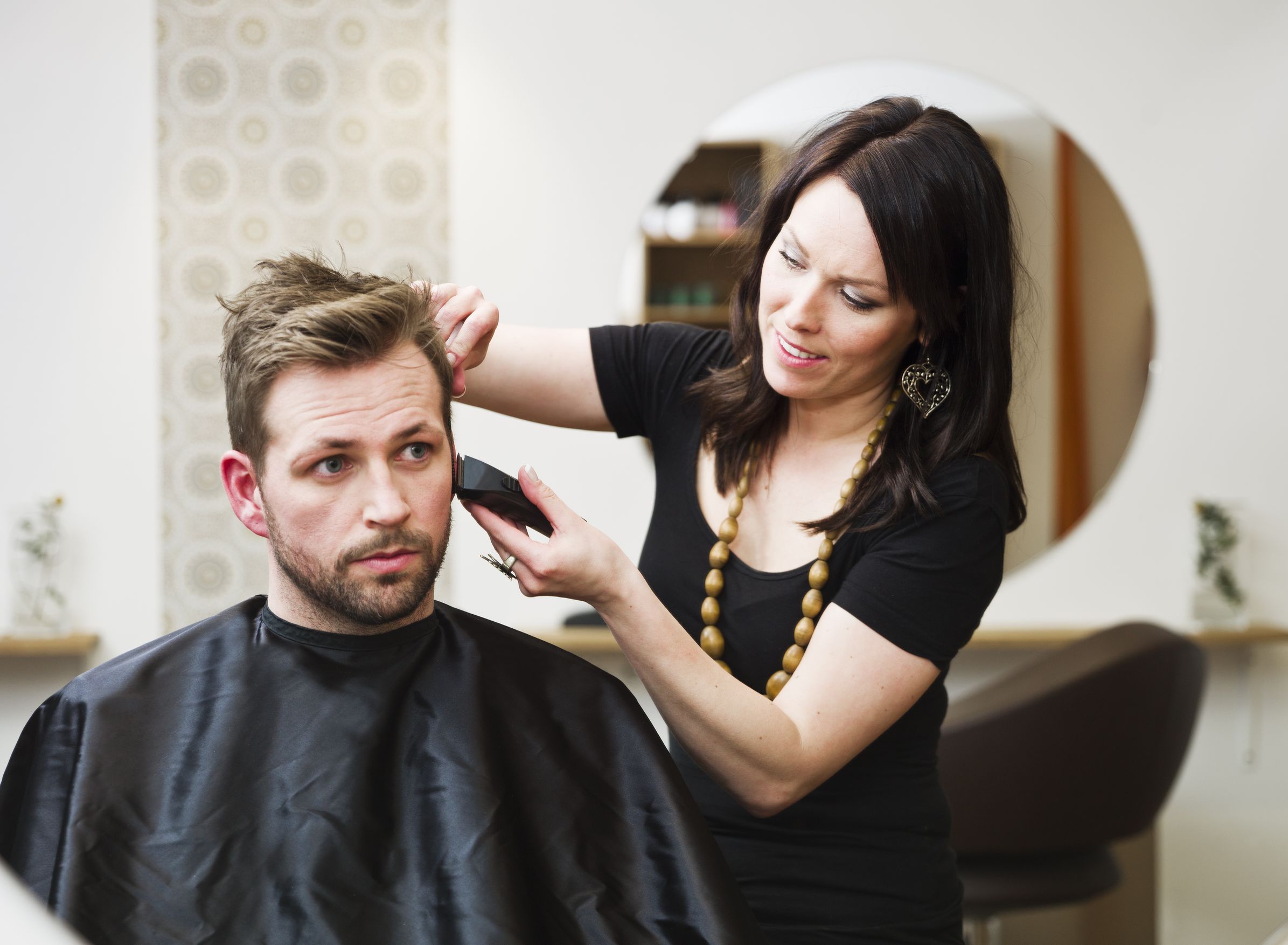 4 Factors to Consider When Choosing Men’s Haircut in Gold Coast